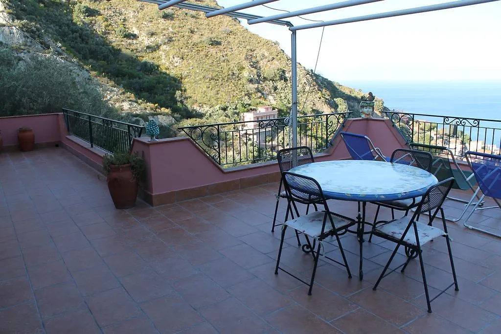 Spectacular View Villa Taormina Italy